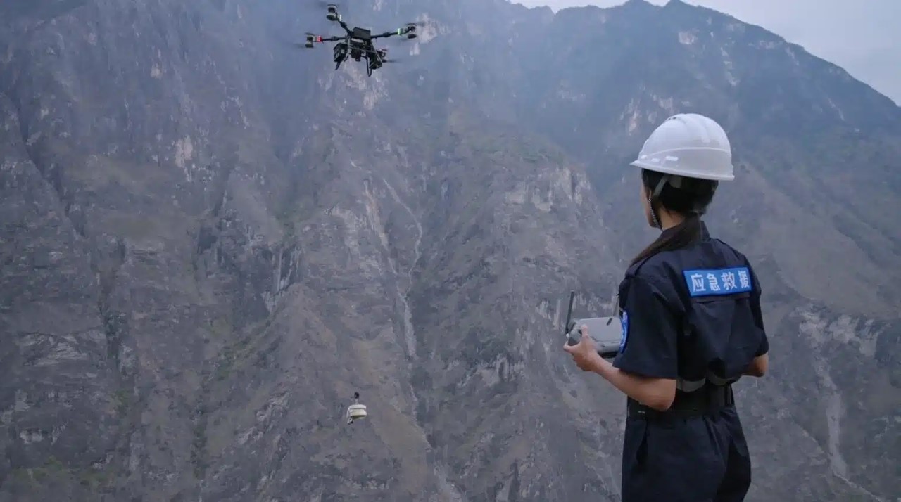 DJI FlyCart 100 UAV (D)